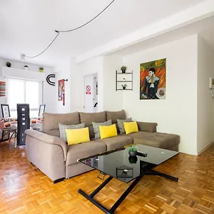 Apartamento Dobo Homes Mota Del Cuervo, Madrid