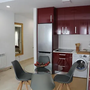 Apartamento Apartamento Homelife Roca Tarpeya 4, Toledo