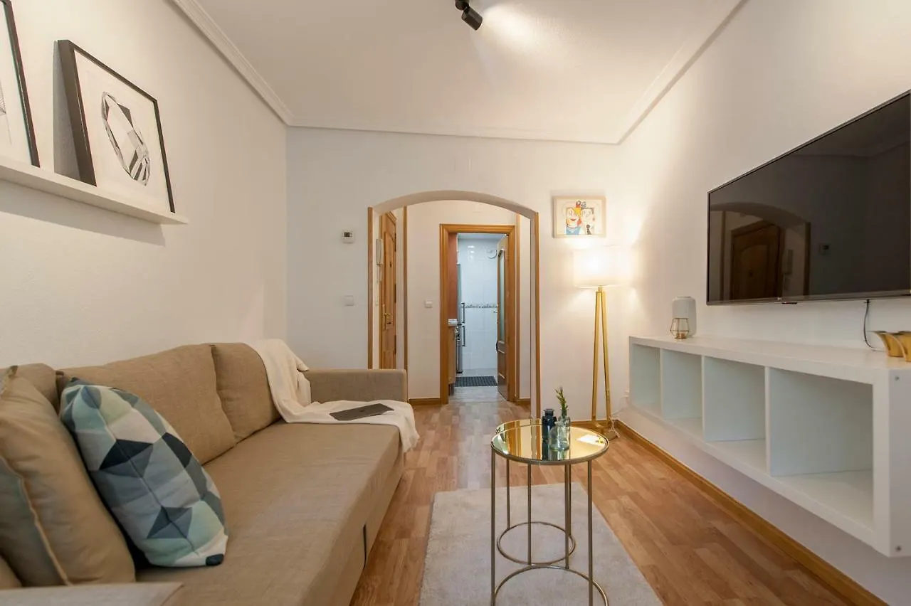 Apartmán Ifema Deluxe - Aeropuerto I - Eleven Host Madrid