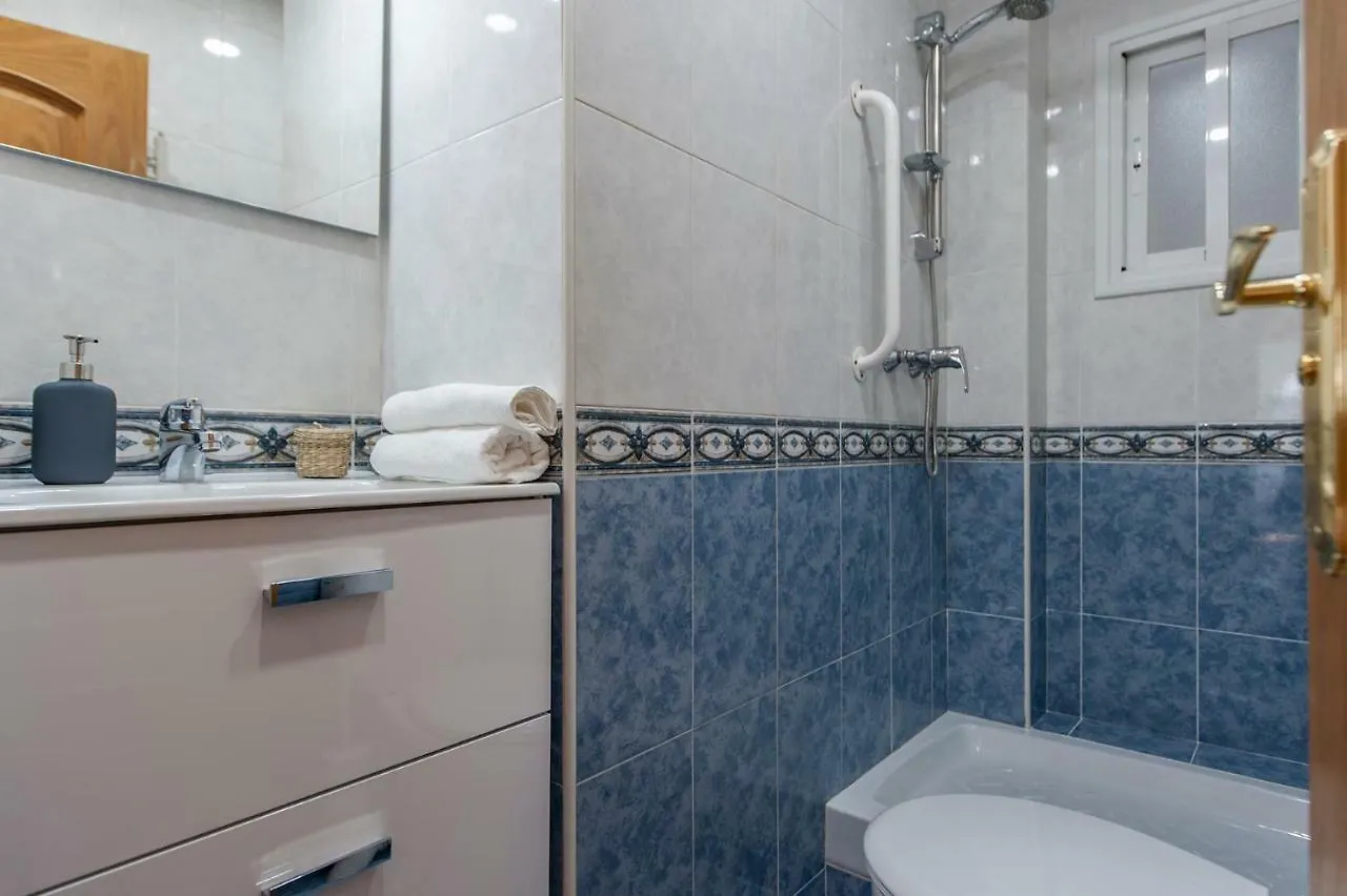 Apartmán Ifema Deluxe - Aeropuerto I - Eleven Host Madrid 0*,